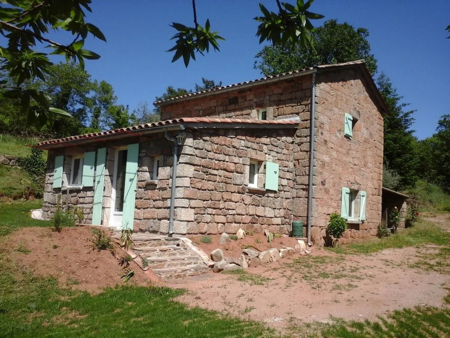 House With 3 Bedrooms in Chambonas, With Pool Access and Furnished Gar