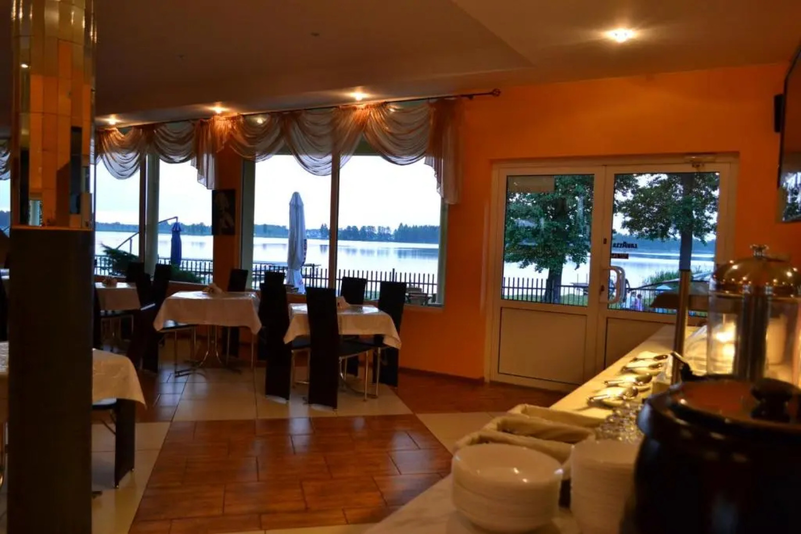 Vanilla Pokoje I Apartamenty Nad Brzegiem Jeziora