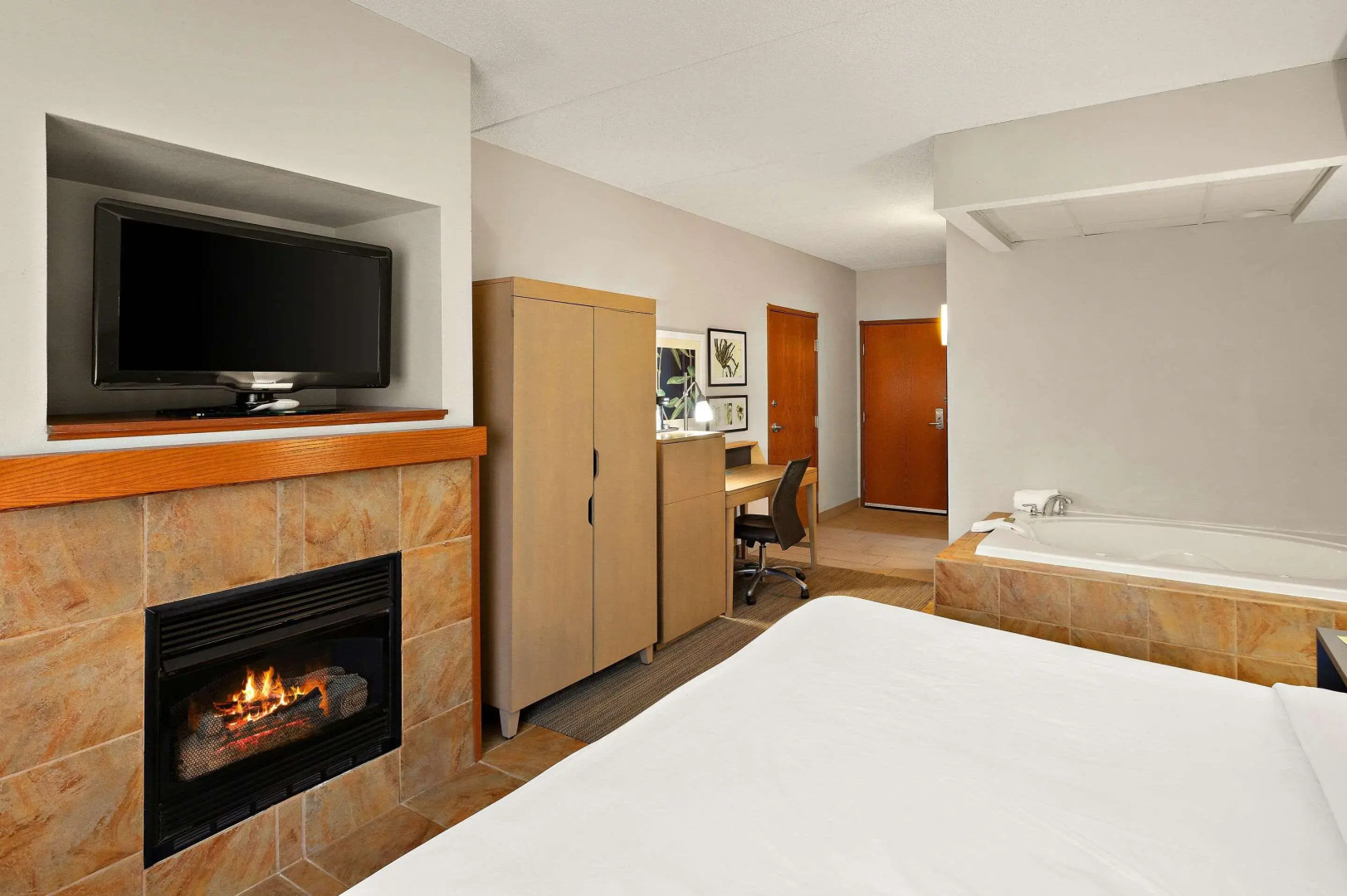 Country Inn & Suites by Radisson, Jonesborough-Johnson City West, TN