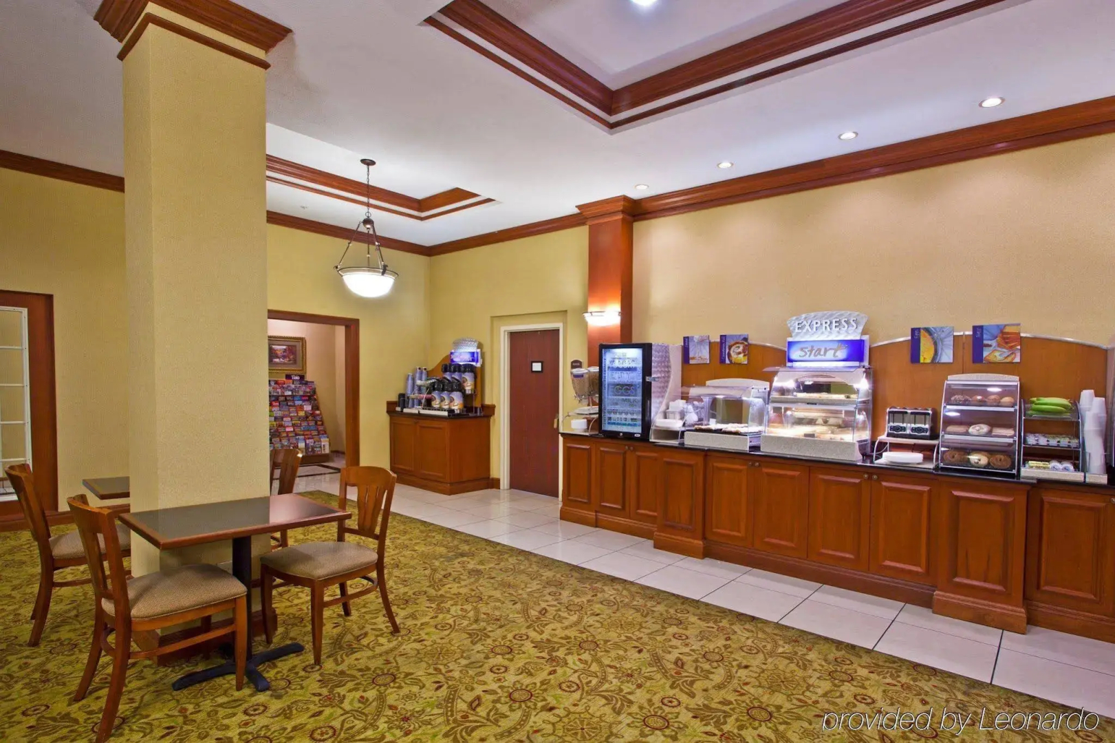 Holiday Inn Express Hotel & Suites Tampa-Fairgrounds-Casino by IHG