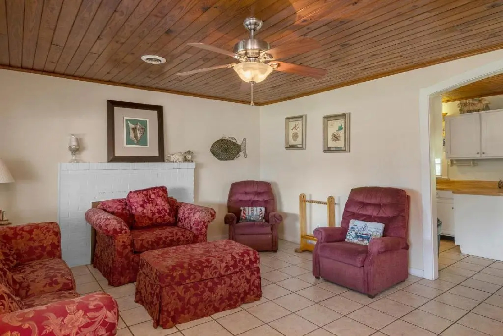 Papas Place by Oak Island Accommodations