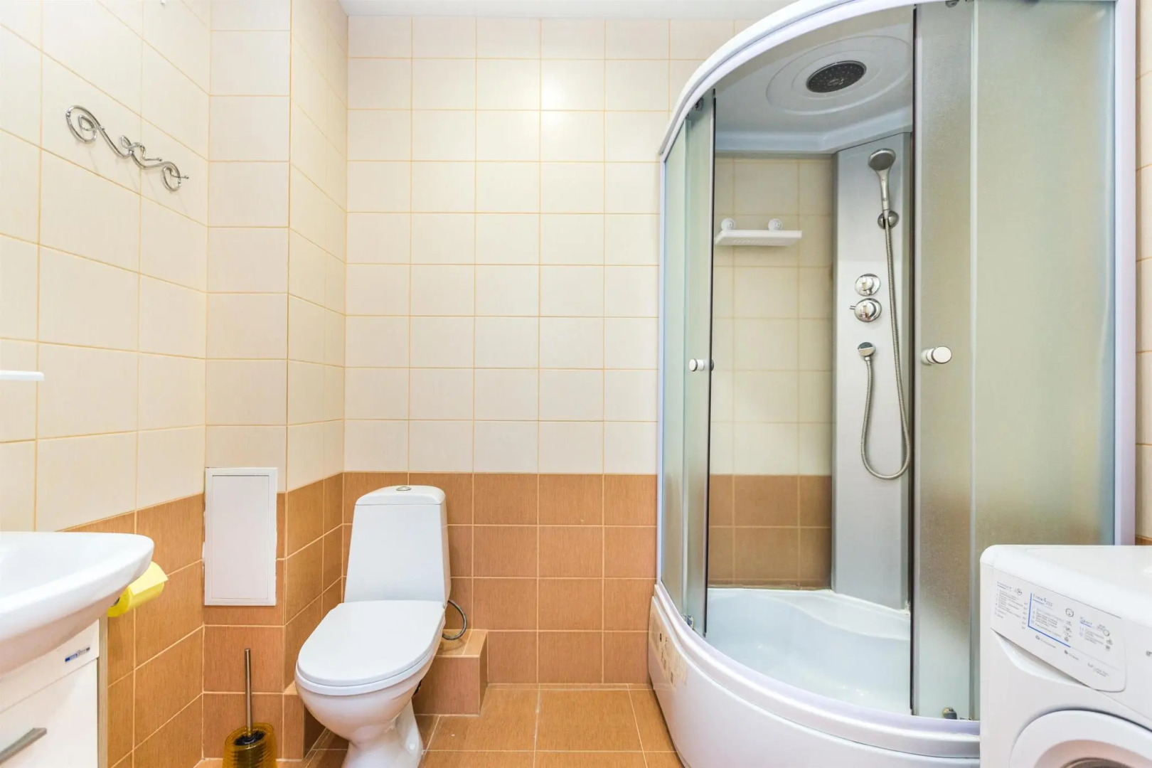 Central Park (Централ Парк) на проезде Геологоразведчиков