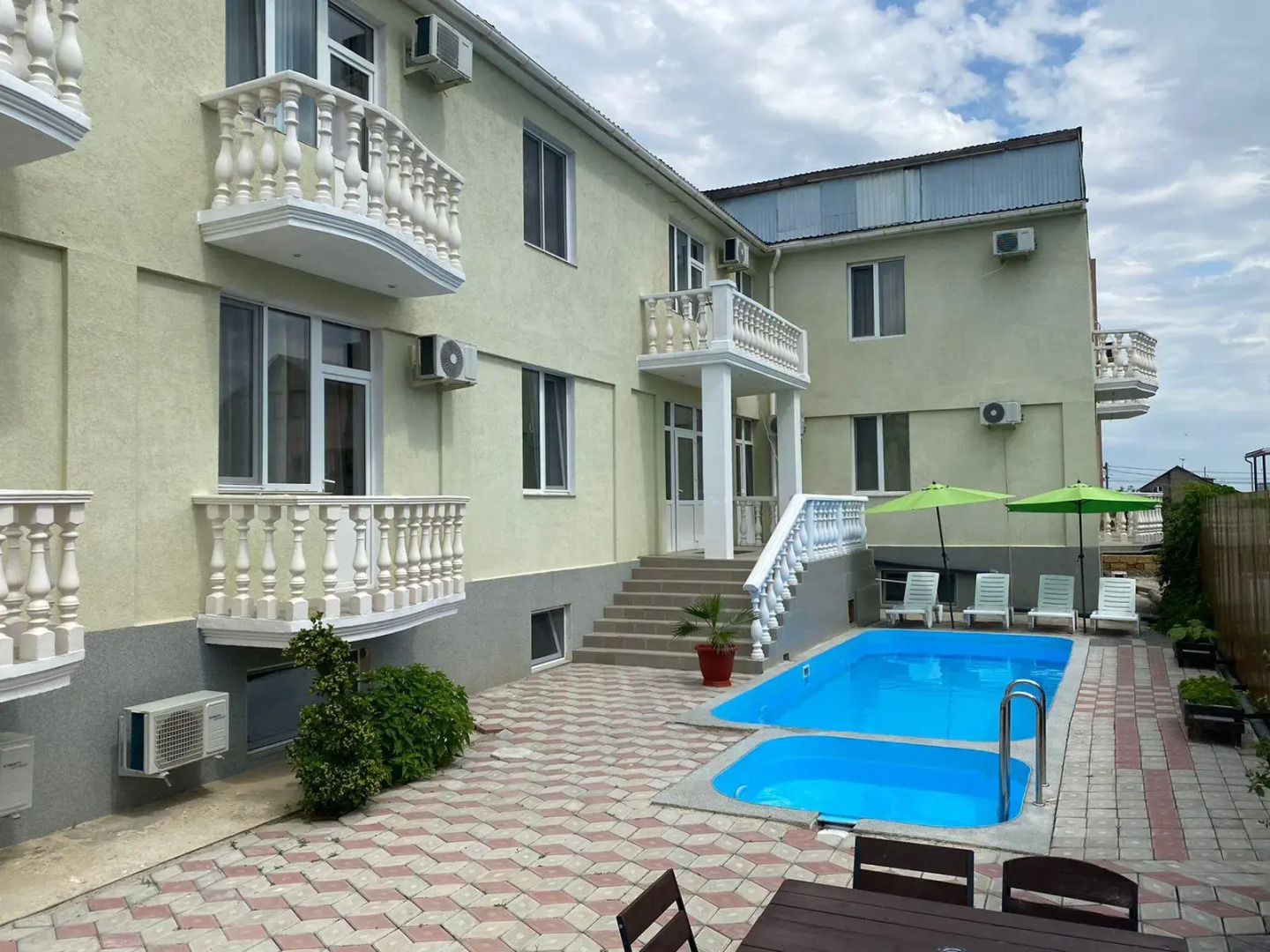 Alexandra (Александра)