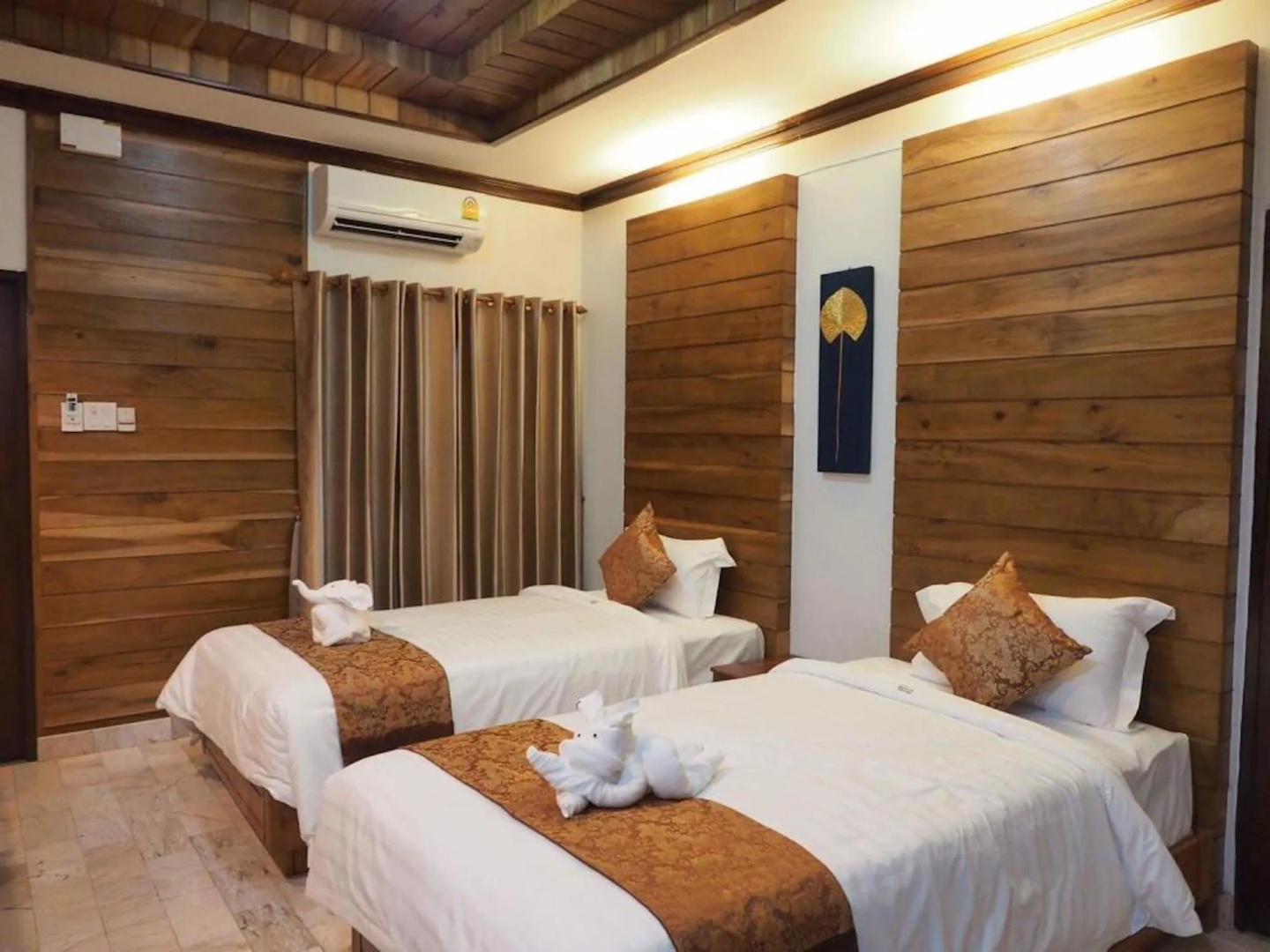 Khum Sai Ngam Hotel & Resort