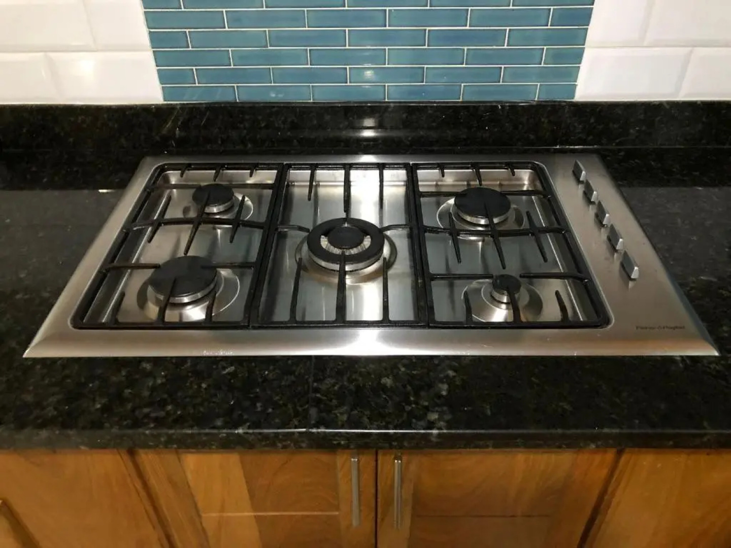 Villa de Colores By Hospedify- 3 villas para 36 personas con Piscina, Cancha, Jacuzzi, y Gazebo