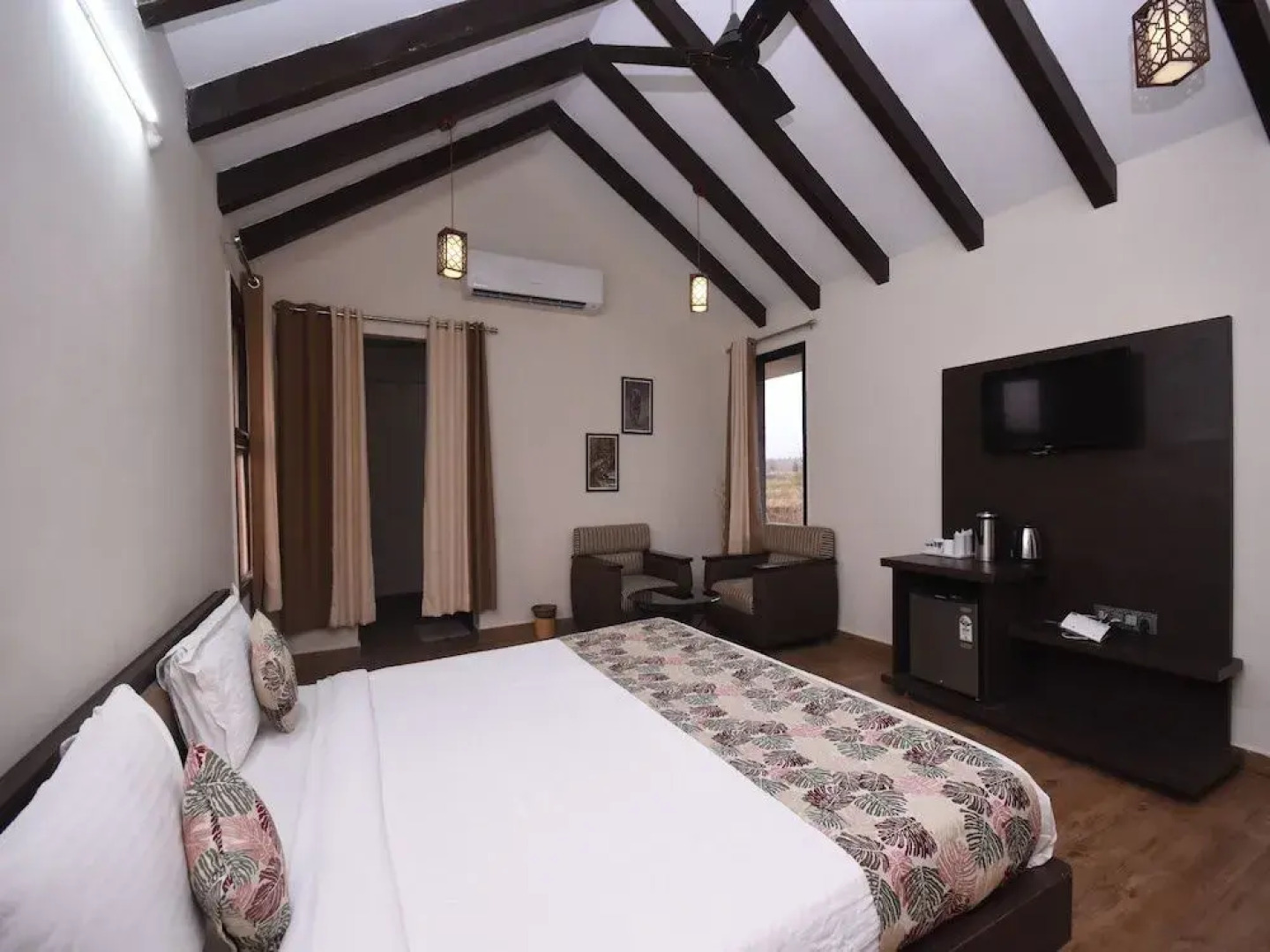 Palette- Tiger Village Resort