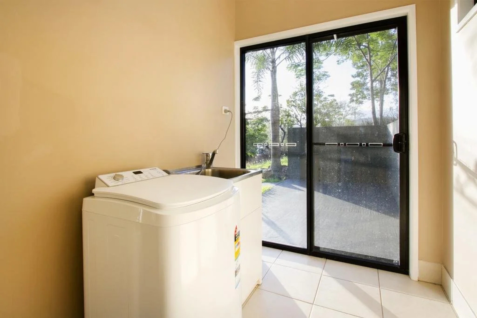 Larimar on Turtle Bay