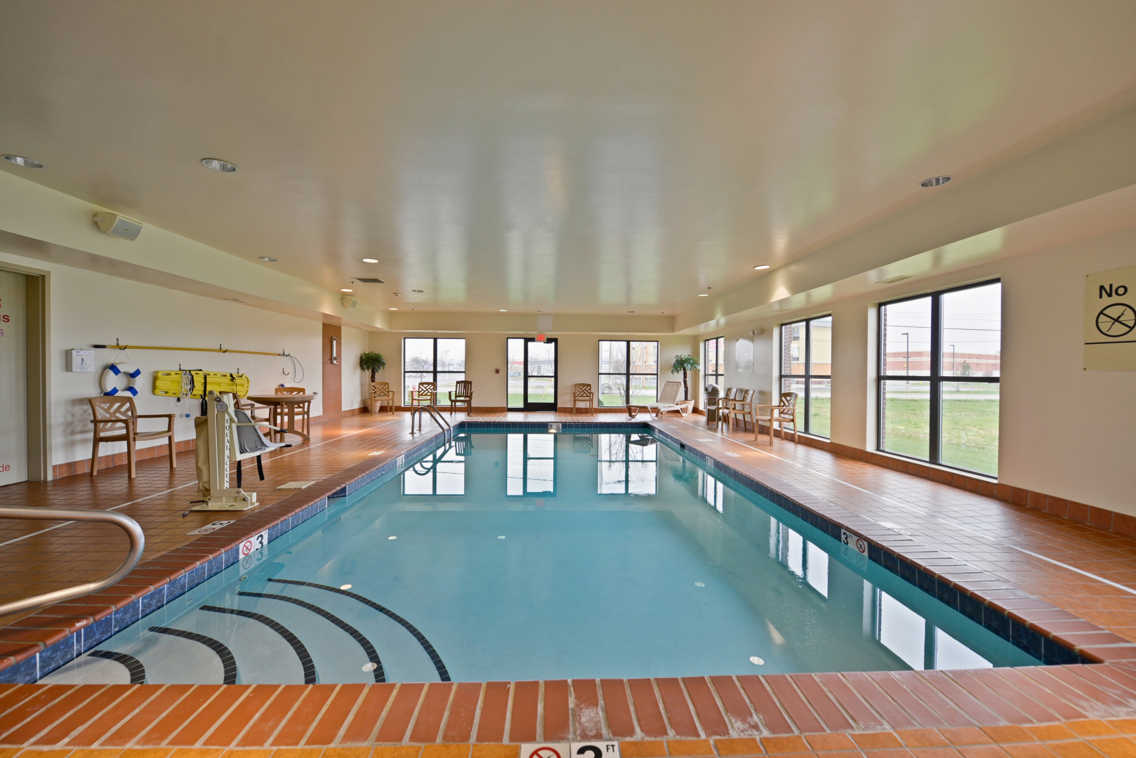 Hampton Inn & Suites Muncie