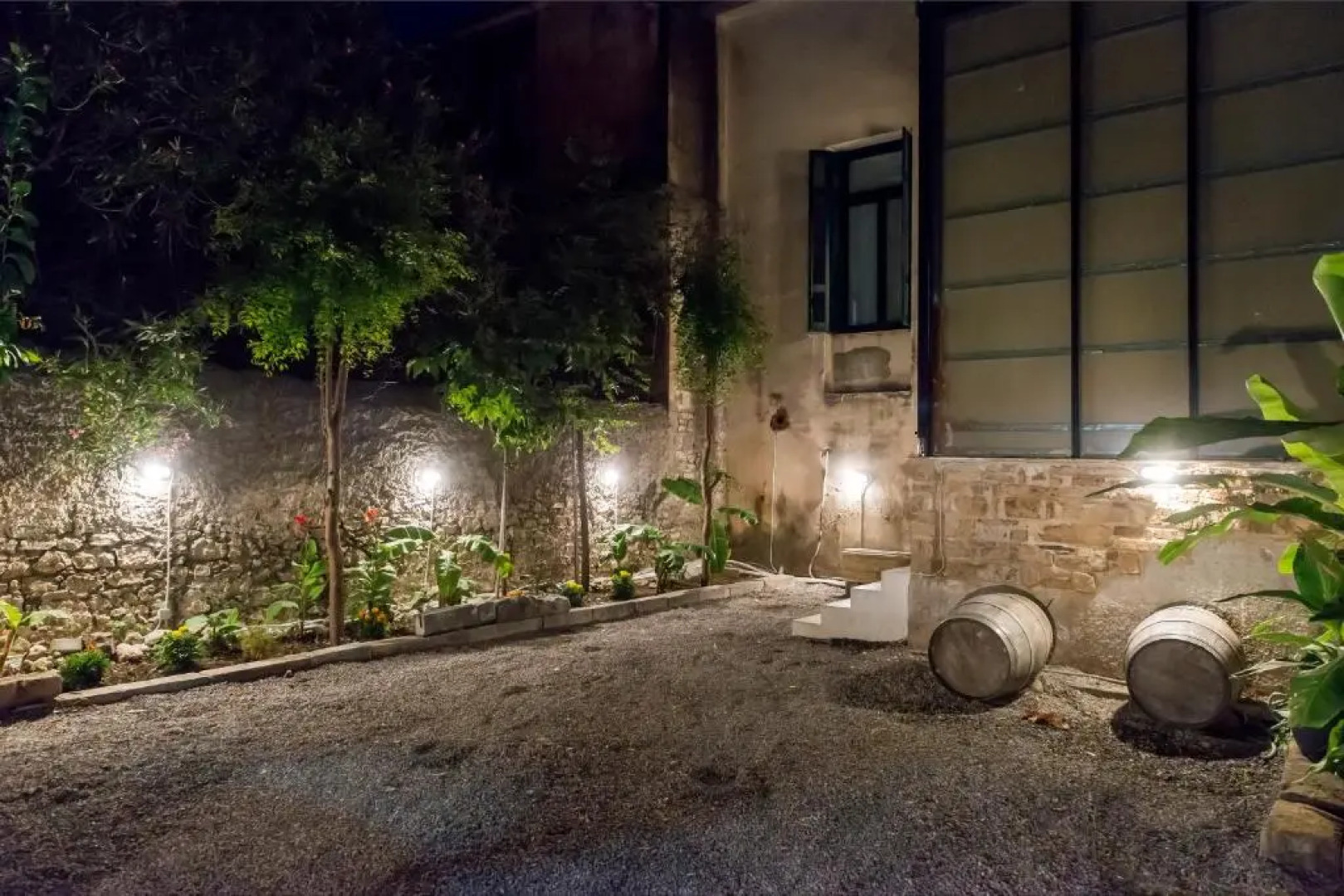 Kalamata Aigli Lux Seafront Retreats- Up to 11ppl