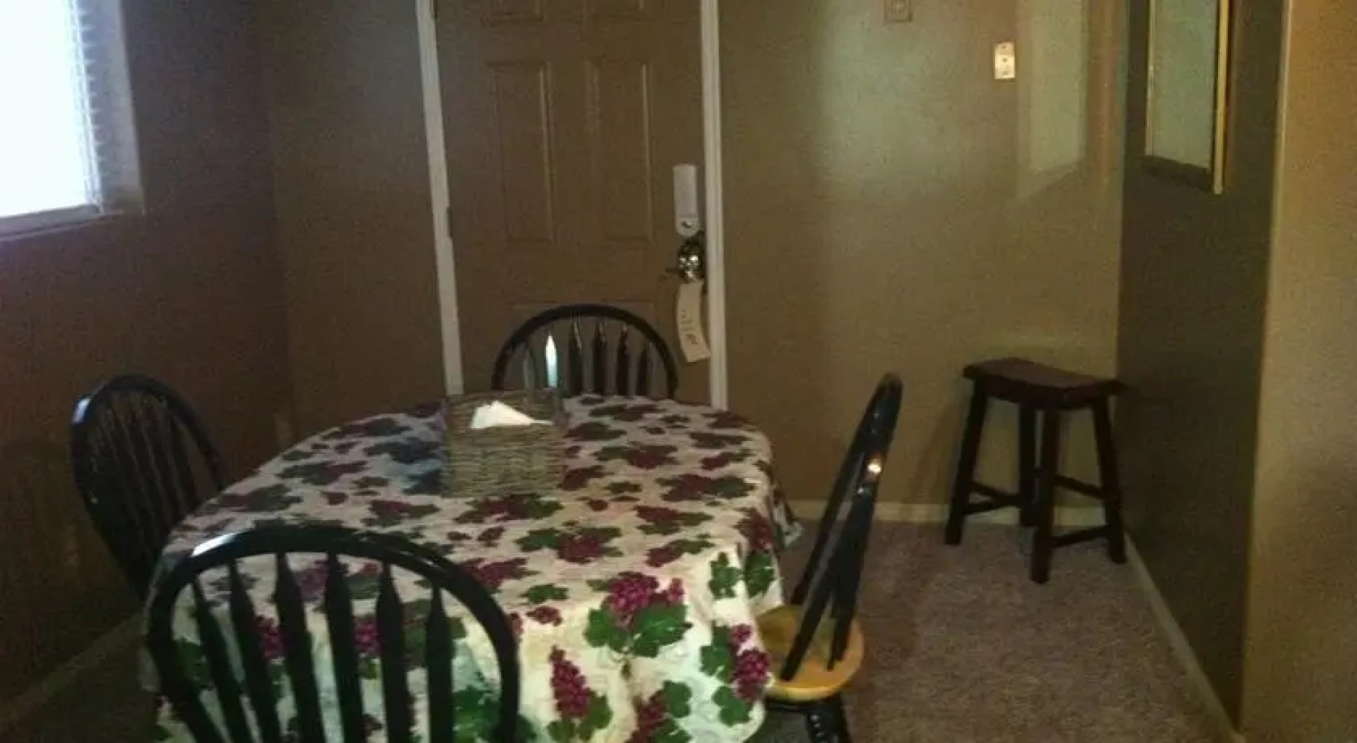 Midway Nightly Cottages