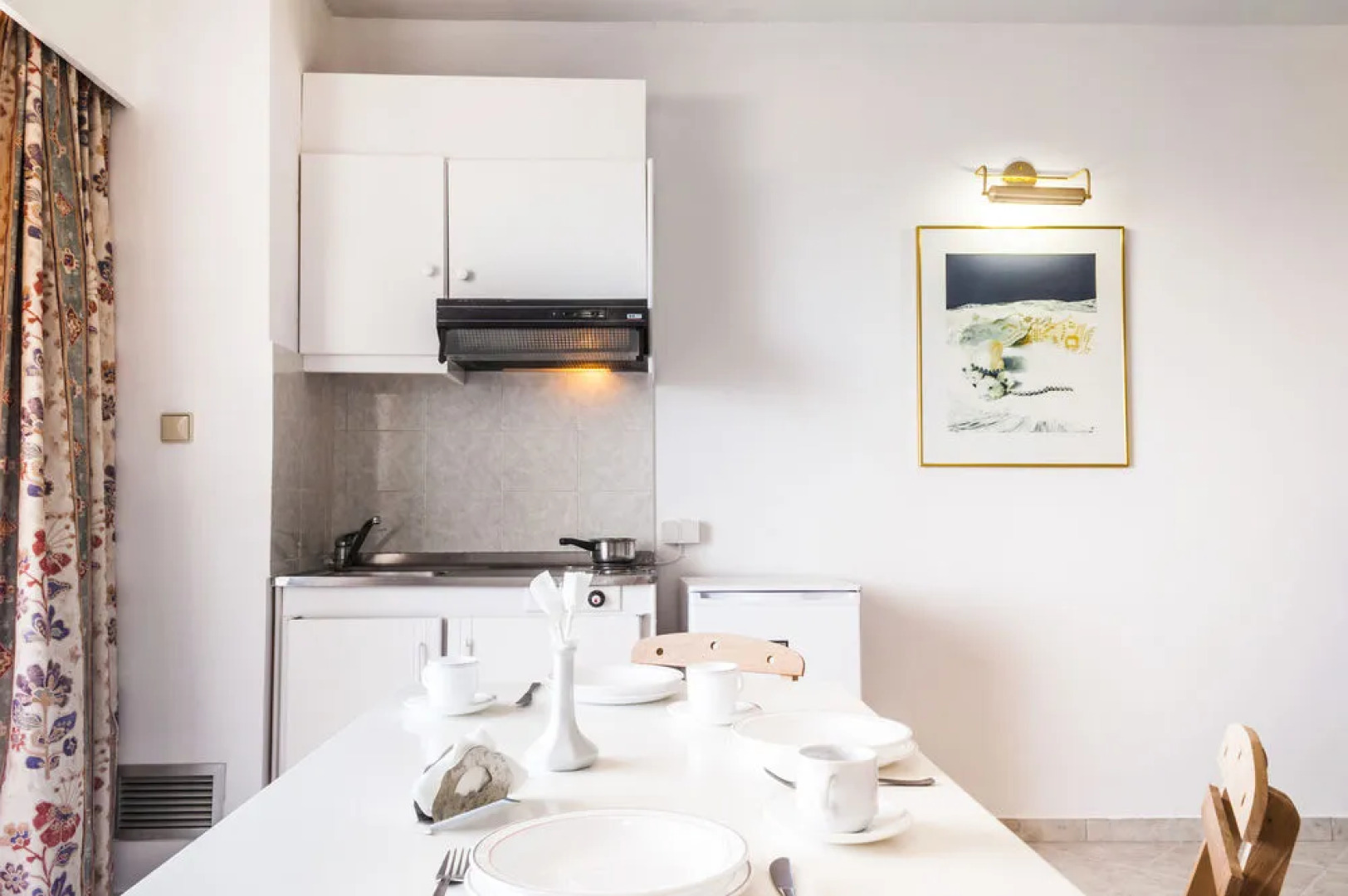 Epsilon Hotel Apartments