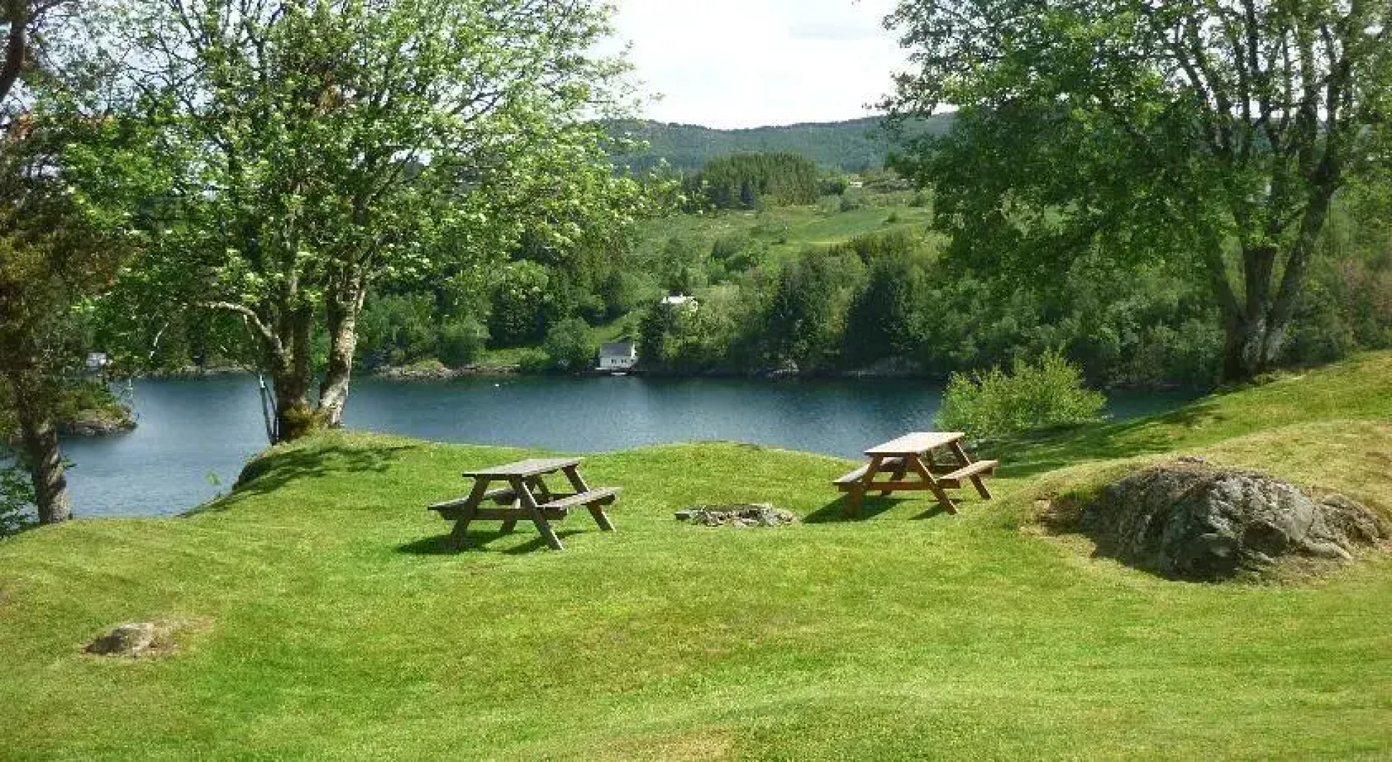 Brattetaule Gard Guesthouse