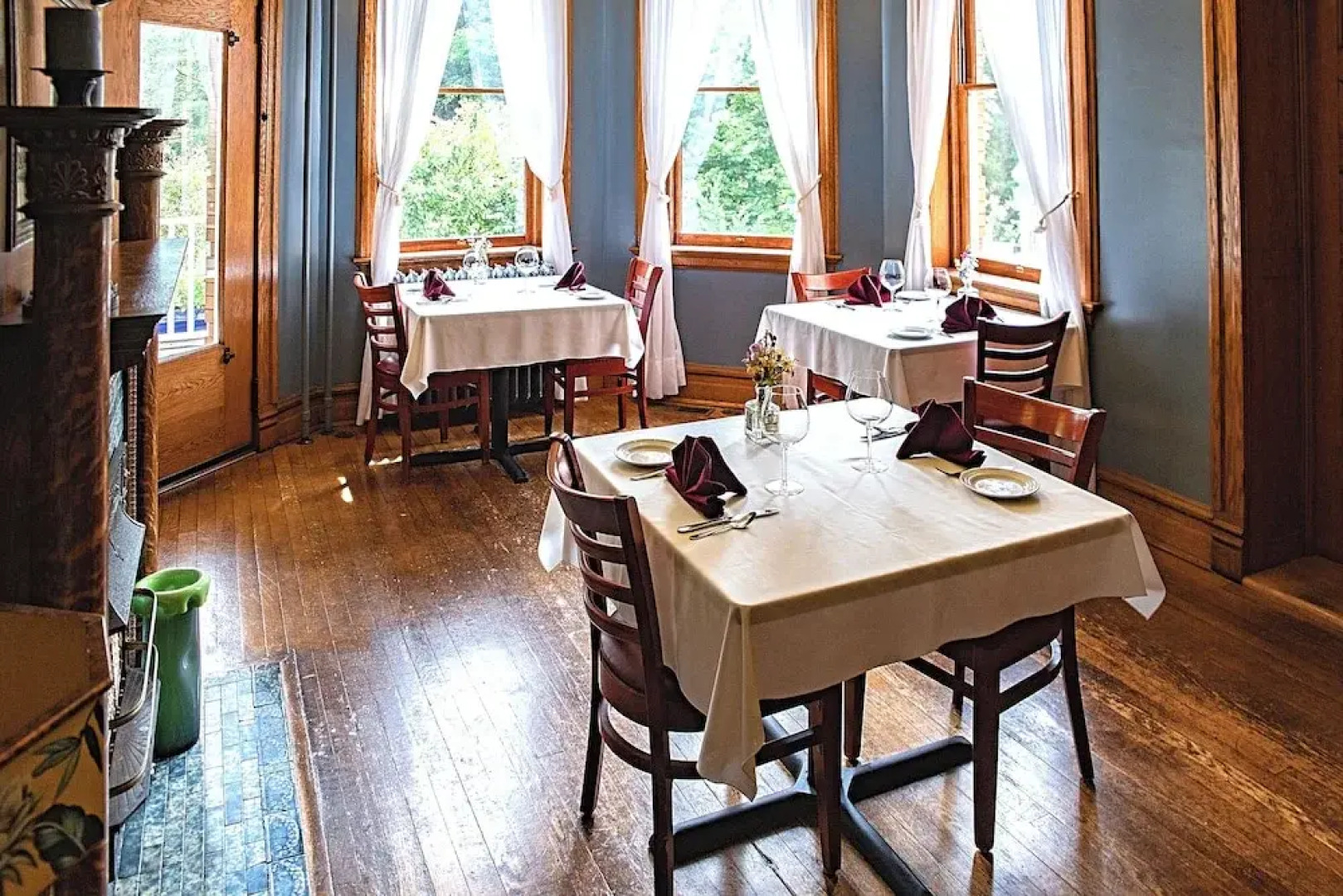 Elk River Hotel & Cafe