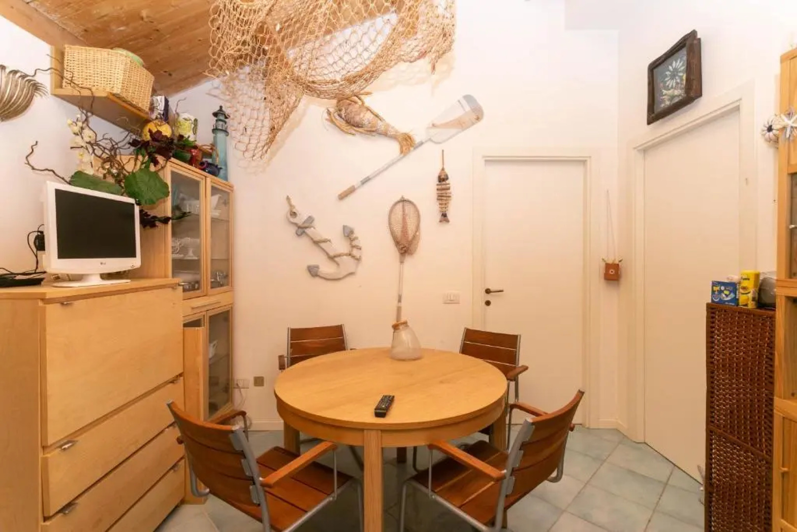 N233 - Numana, bilocale in residence con piscina