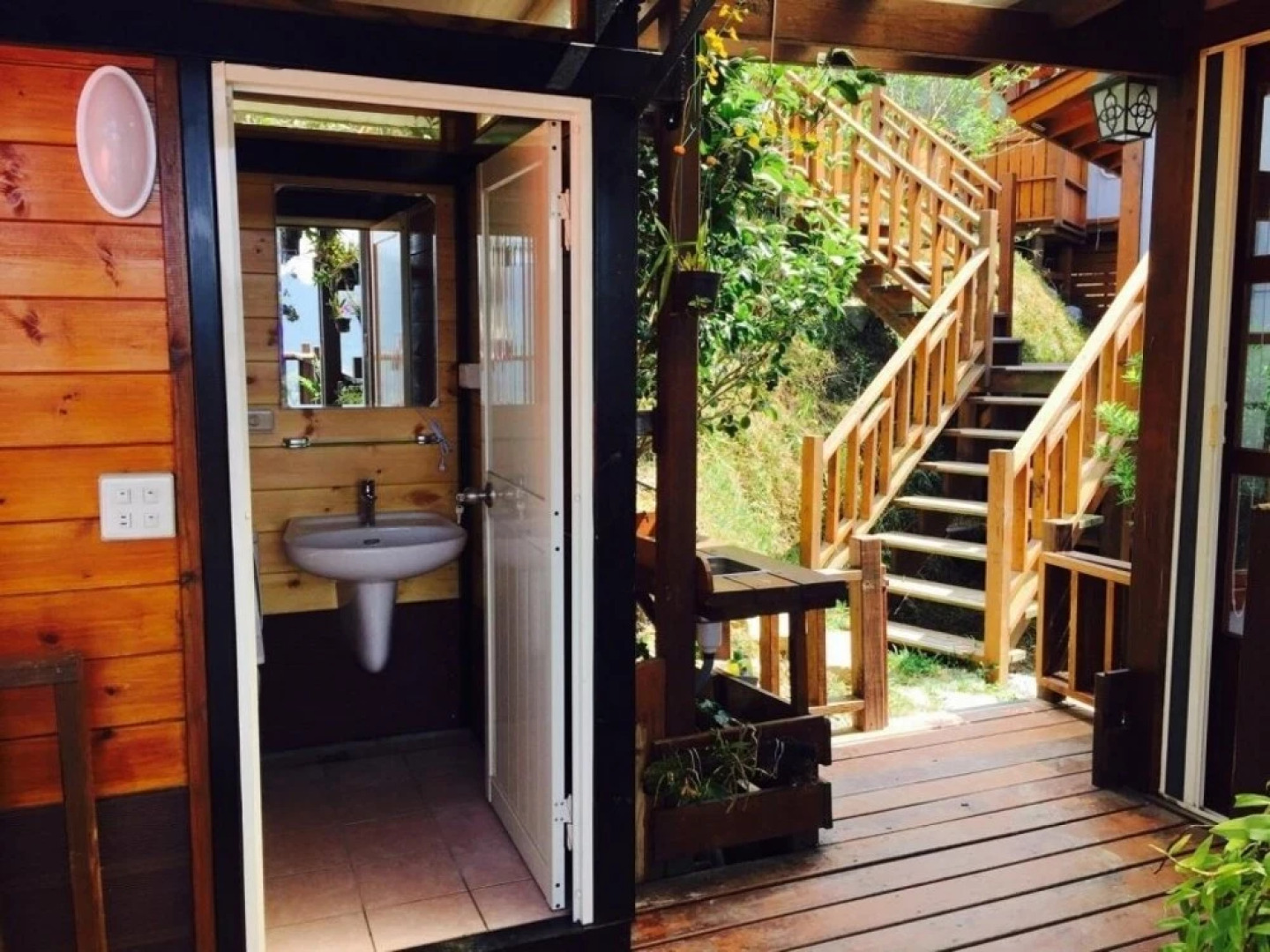 Miss Travel Camping Cottage