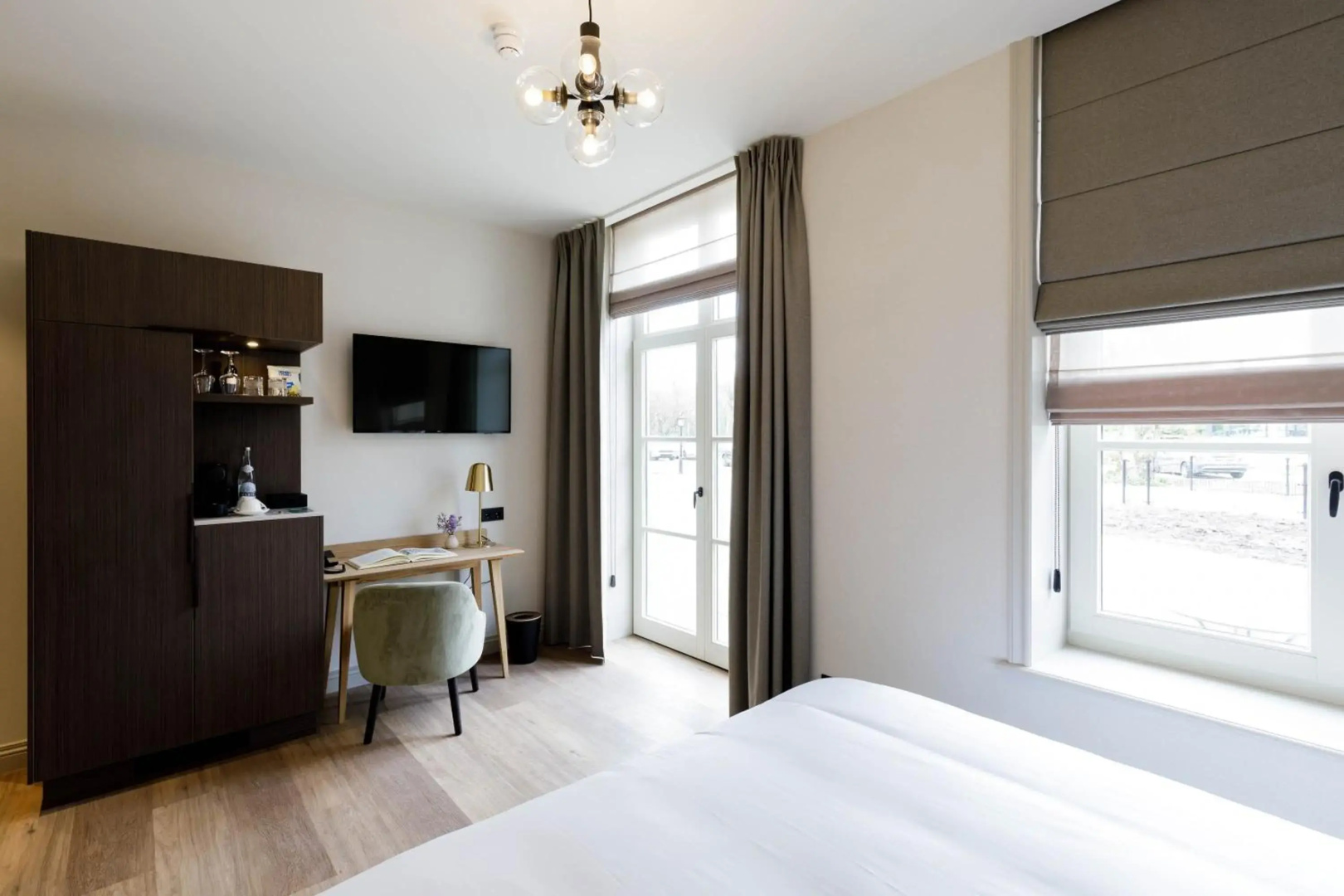 Hotel Flora Batava