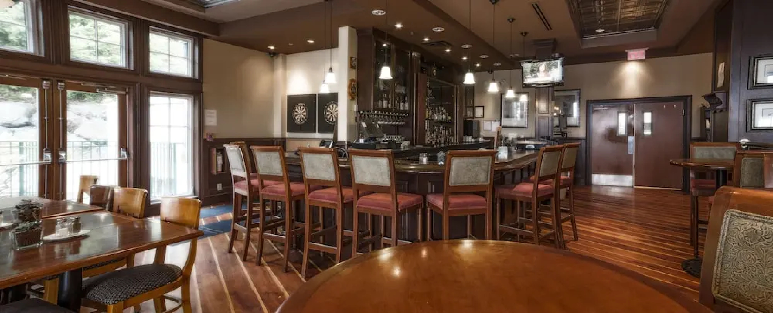 Poets Cove Resort & Spa