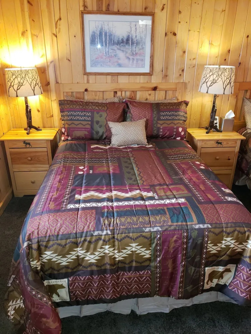 The Willard Munger Inn