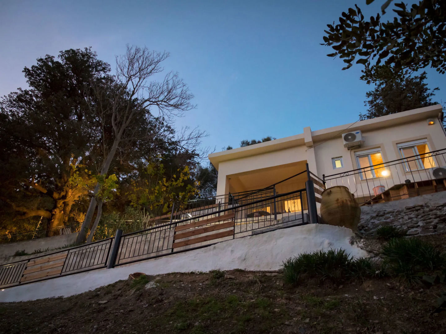 Villa Lakki The View