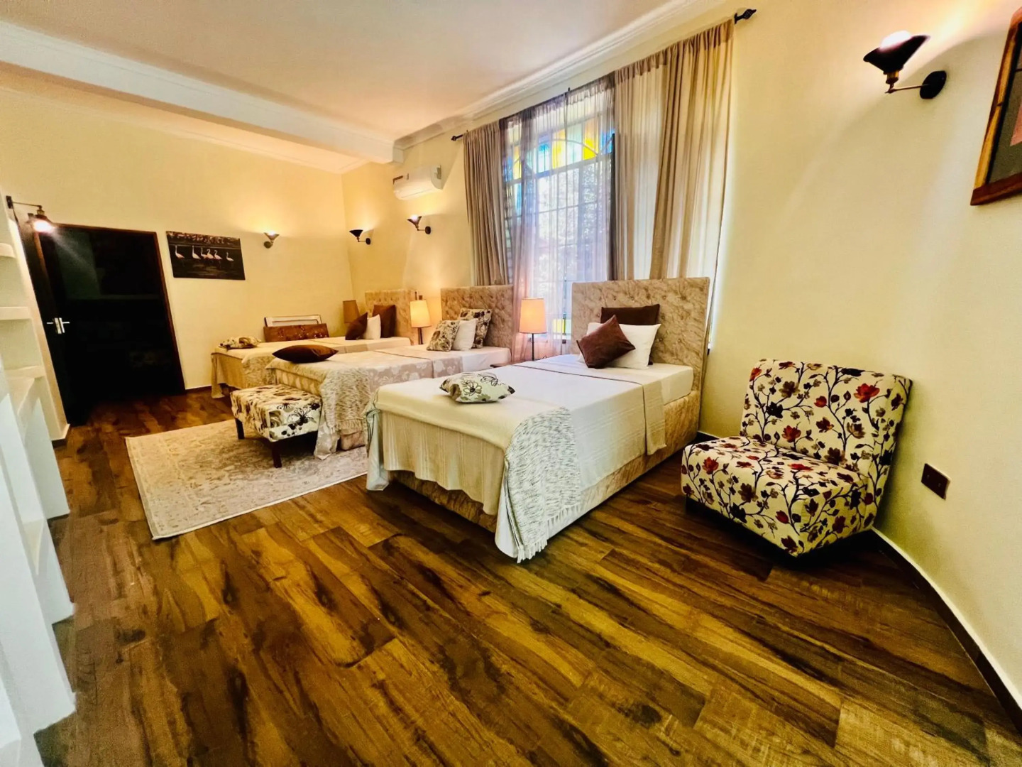 Pink Flamingo Boutique Hotel