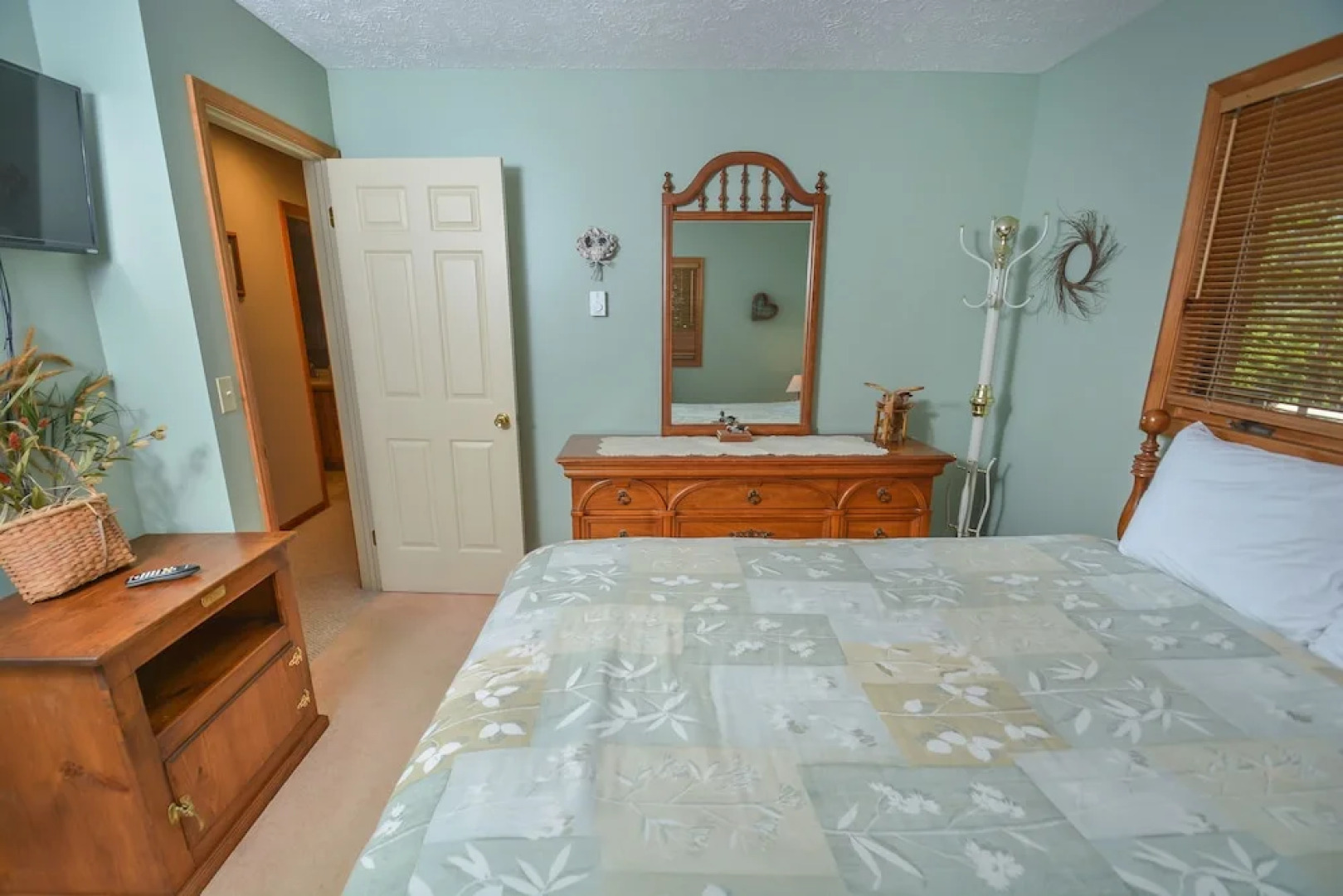 Paradise at Penn Cove 3 Bedroom House