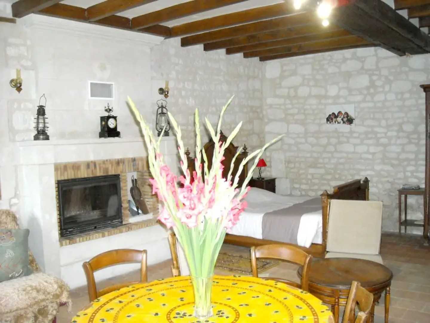 House With 2 Bedrooms in Bournand, With Furnished Garden and Wifi