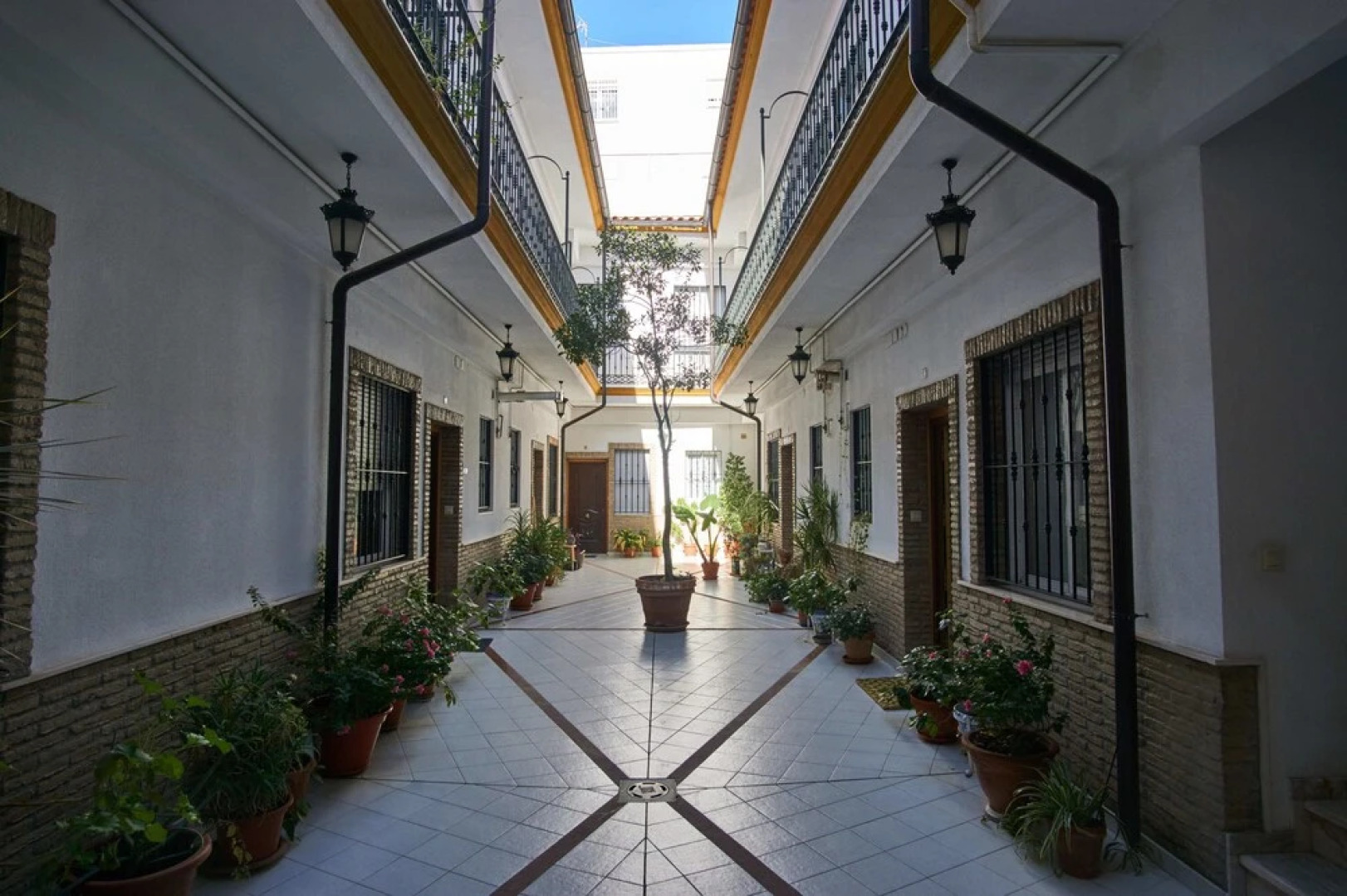 Duplex Escoberos Courtyard