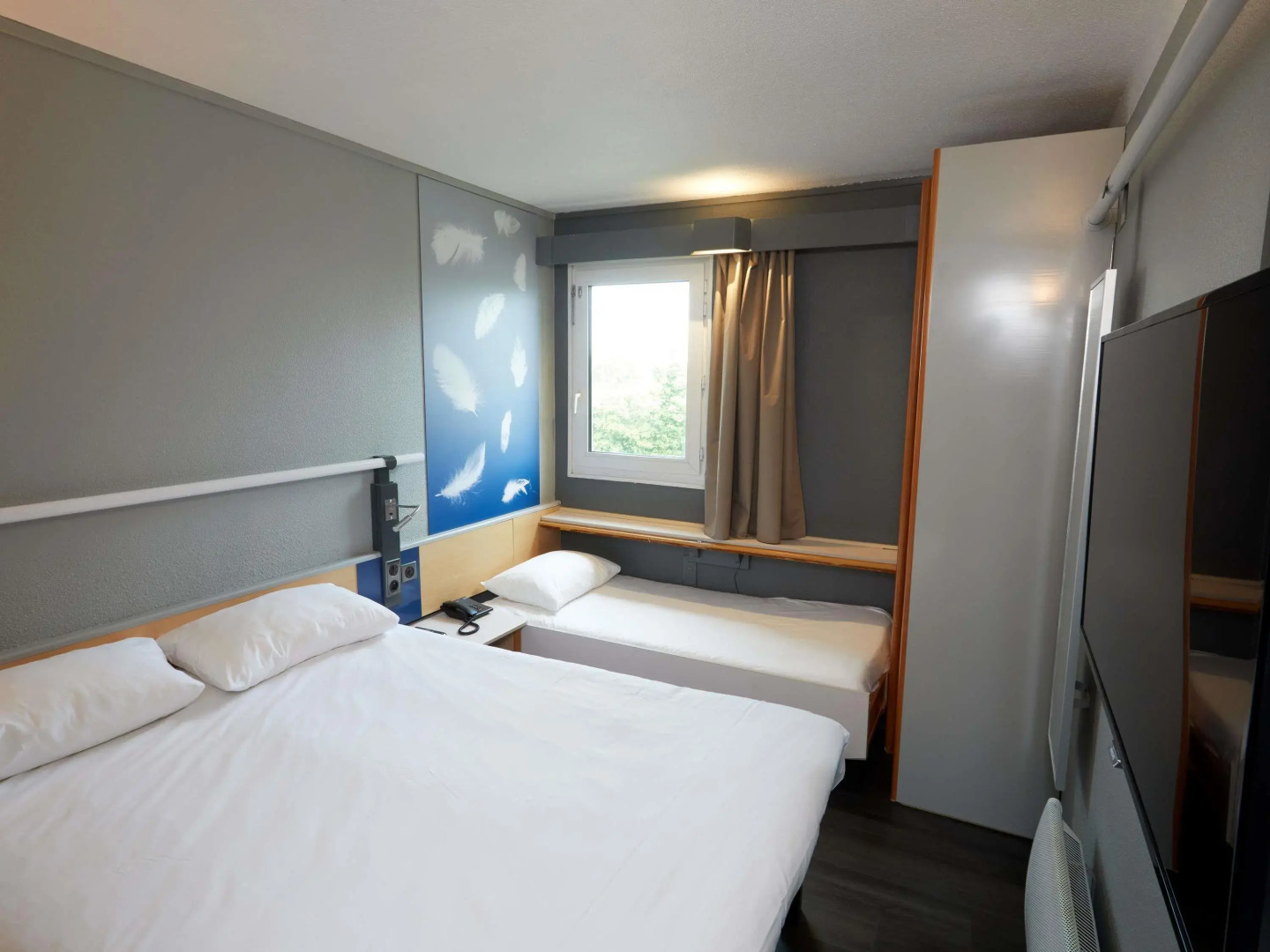 ibis Auxerre Sud