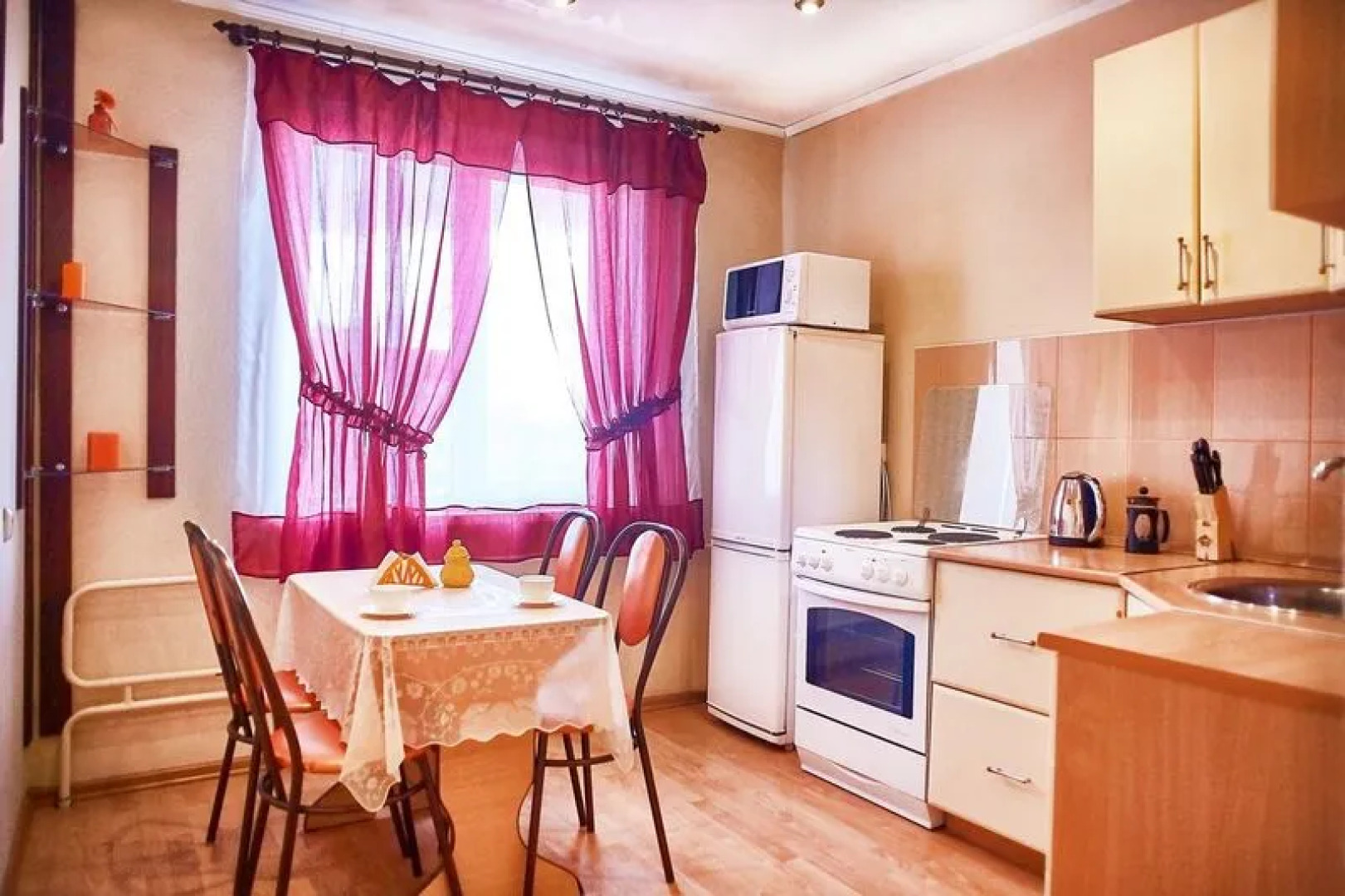 Pyat Zvezd na ul. Stalevarov, d. 15-3