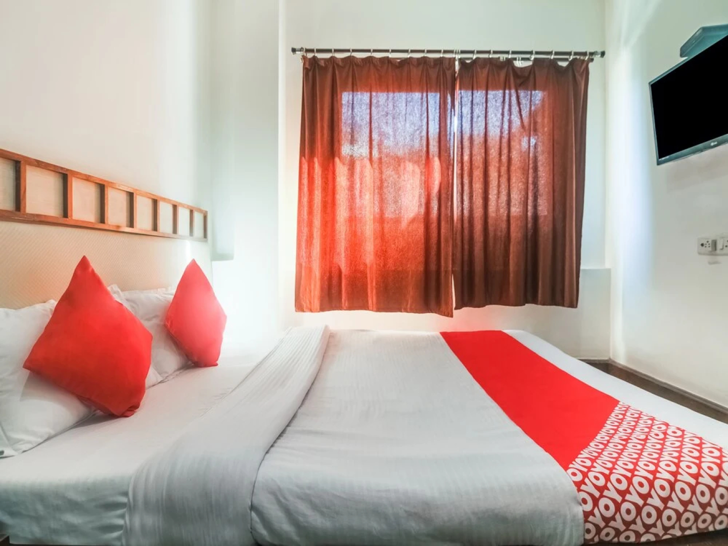 OYO 2747 Hotel Shaurya Inn