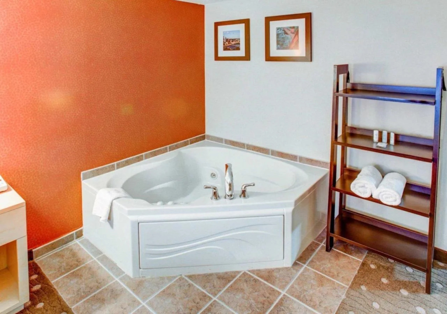 Comfort Suites Pittsburgh Airport