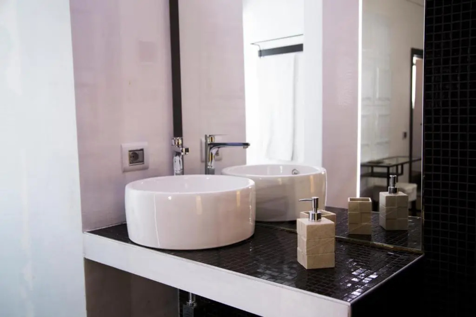 Community Rooms & Wine