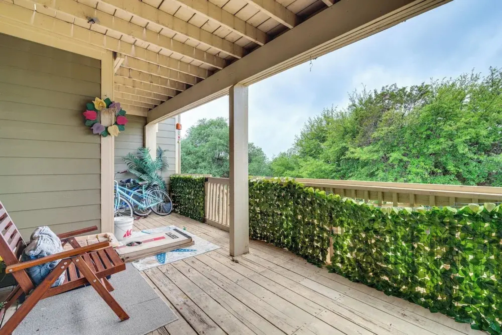 Lago Vista Golf Getaway w/ Decks + Pool Access!