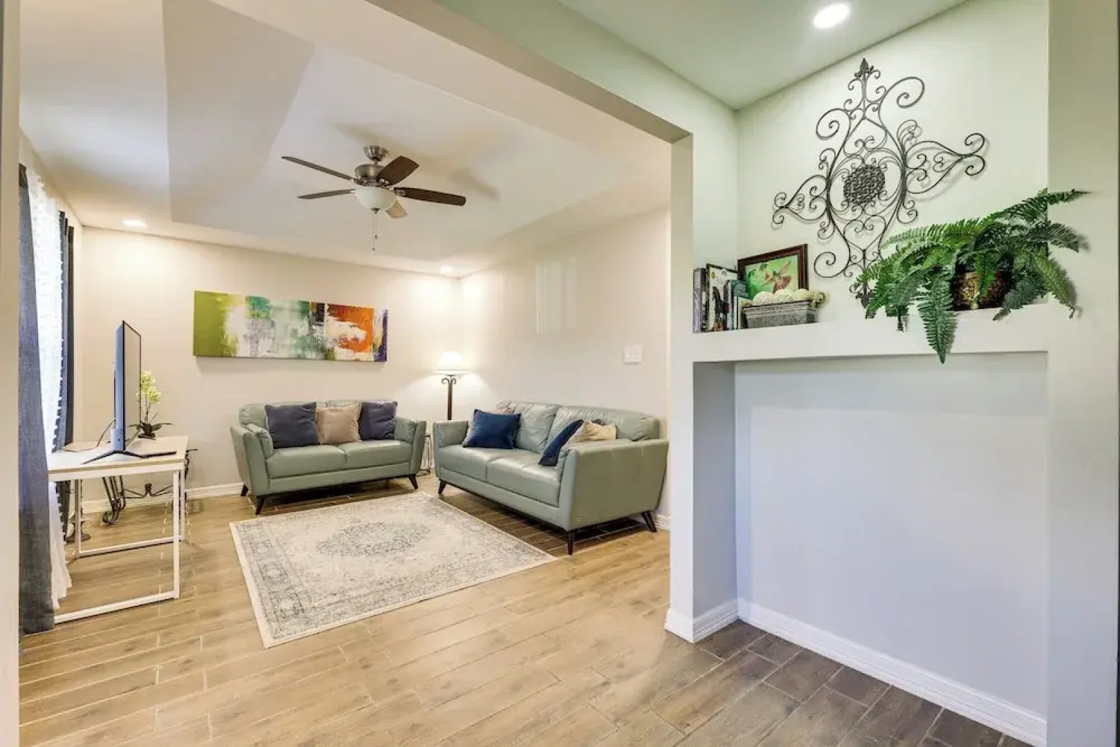 San Juan Home w/ Spacious Backyard Near Border!