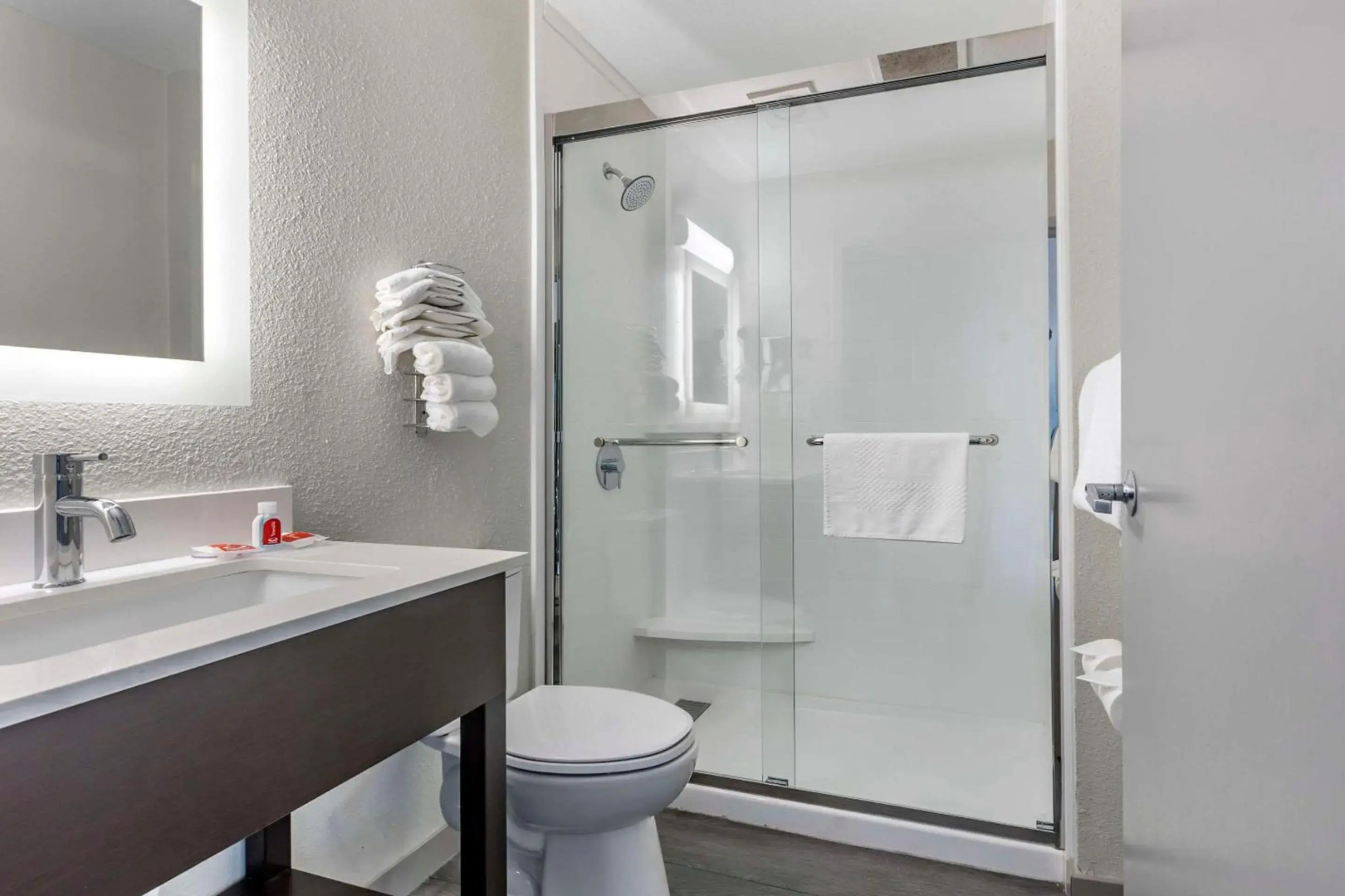 Greenville Pelham Inn by IHG