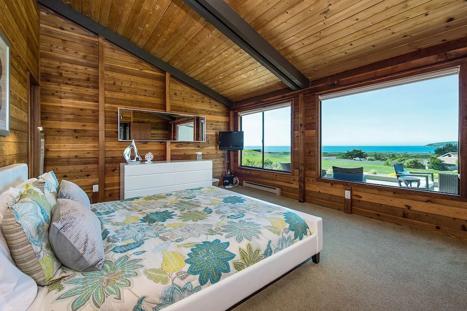 21562 Heron Drive Home 3 Bedrooms 2 Bathrooms Home