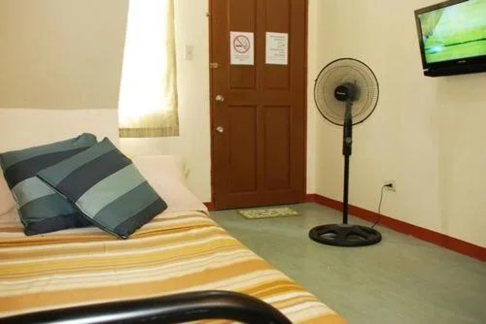 Hive Manila Guesthouses and Apartments