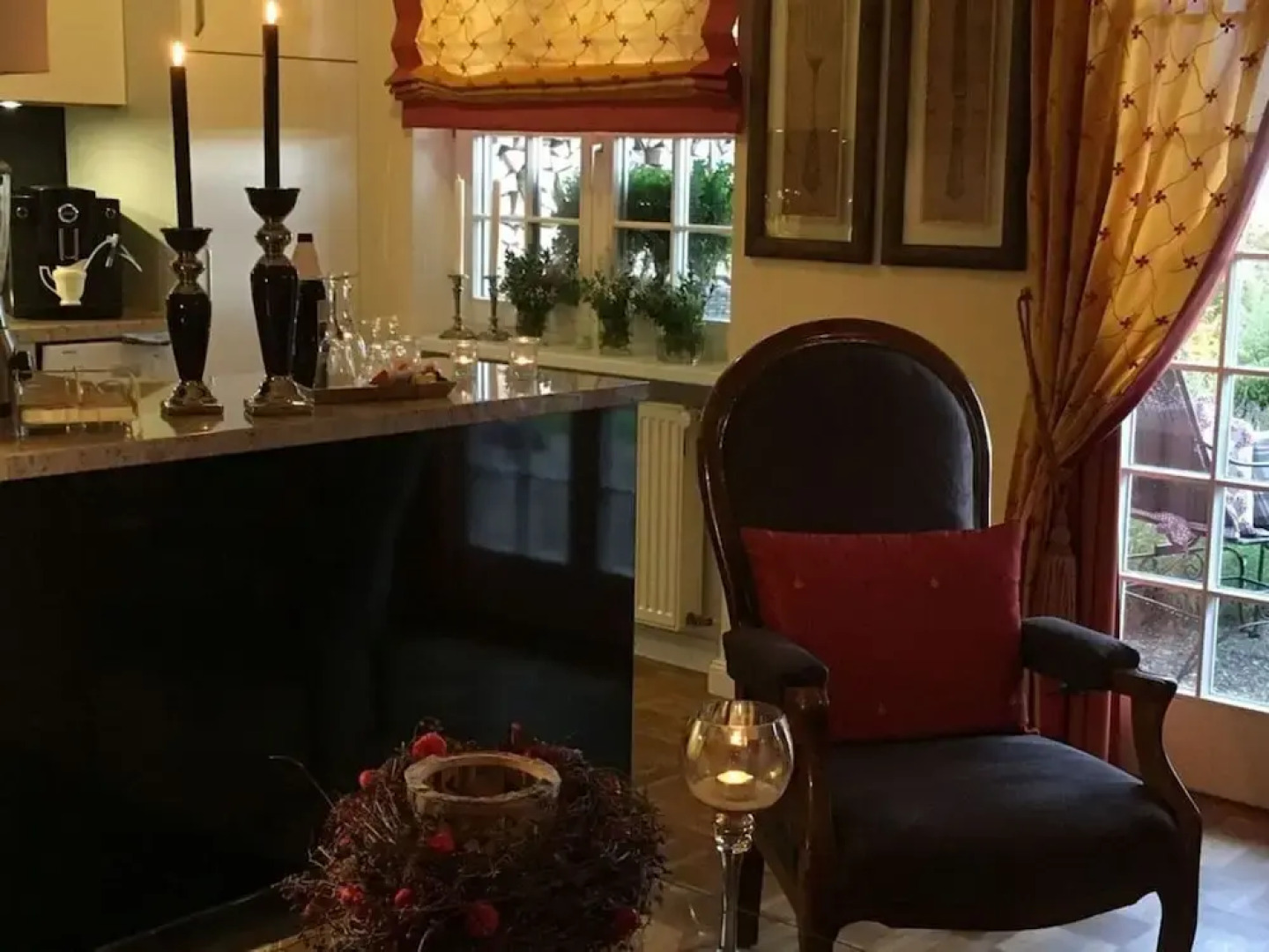 Holiday Apartment Garden Suite