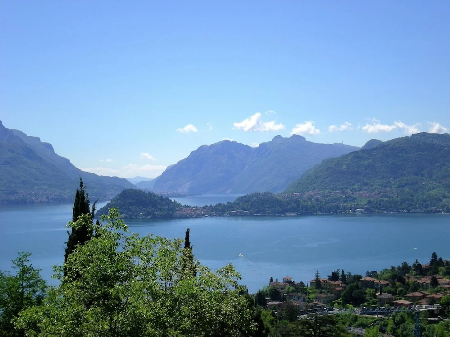 Apartment With one Bedroom in Menaggio, With Wonderful Lake View, Pool