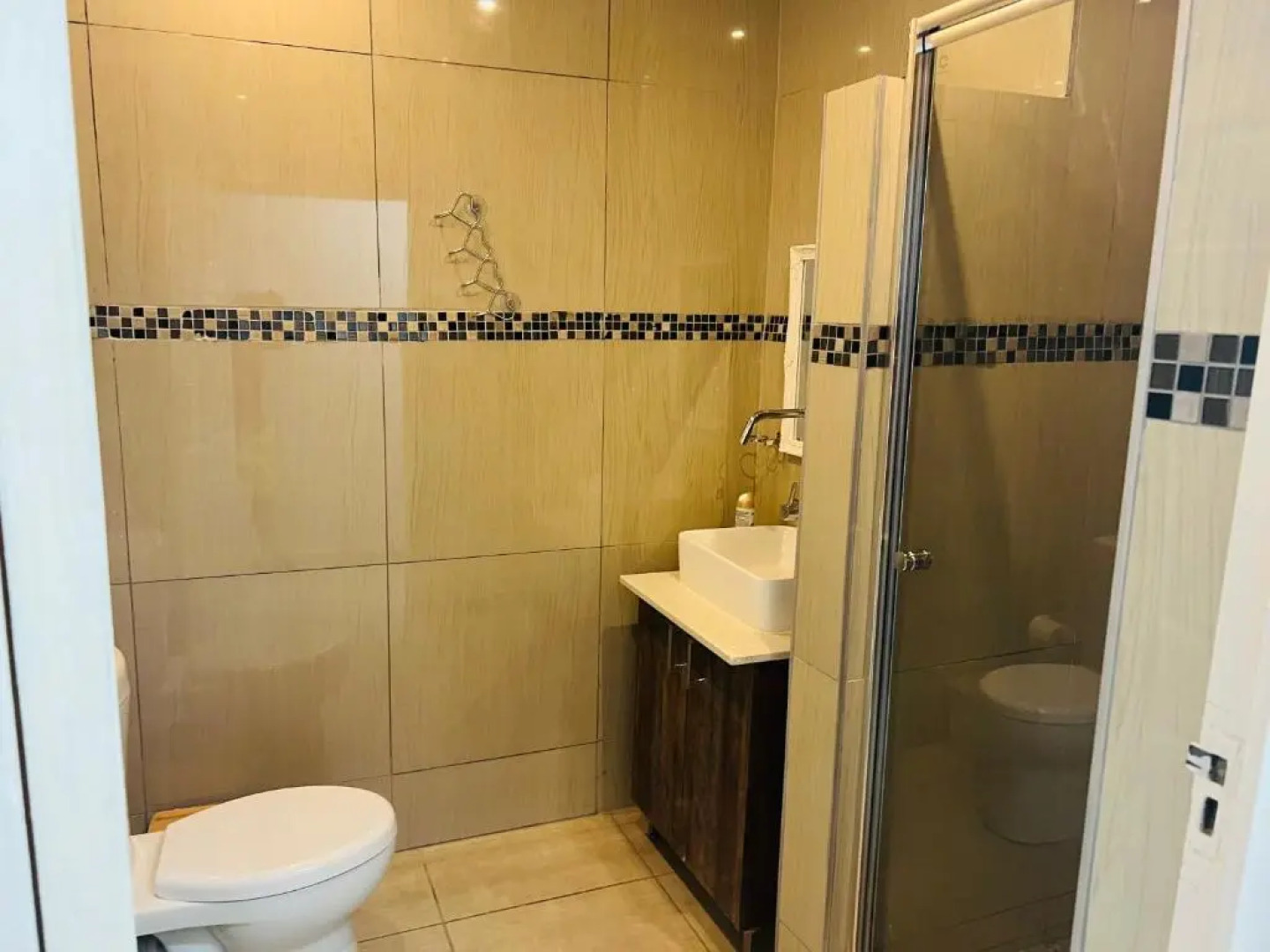 36 frere road shelly beach , margate