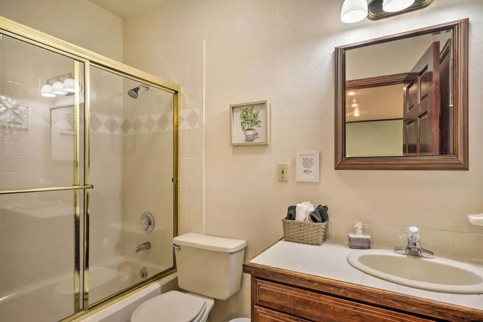 Woodland Park Hideaway w/ Mtn Views & Hot Tub