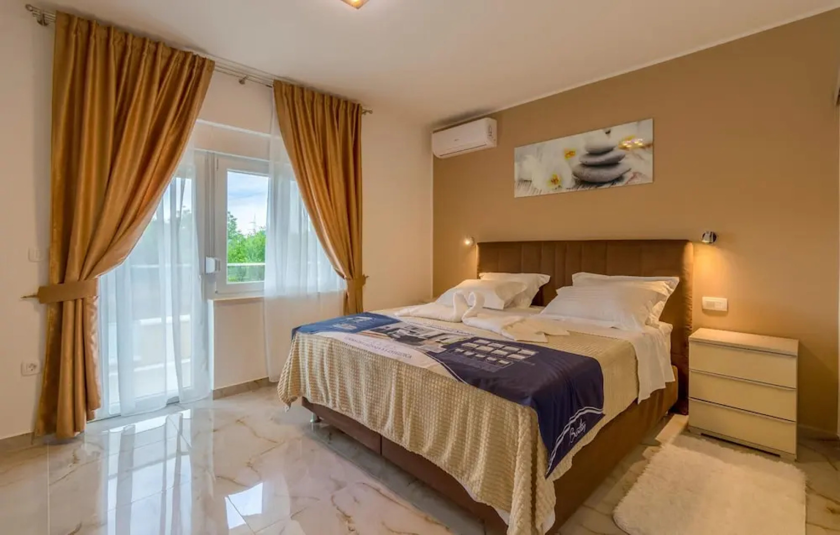 Nice Home in Dubrava kod Sibenika With Outdoor Swimming Pool, Wifi and 5 Bedrooms