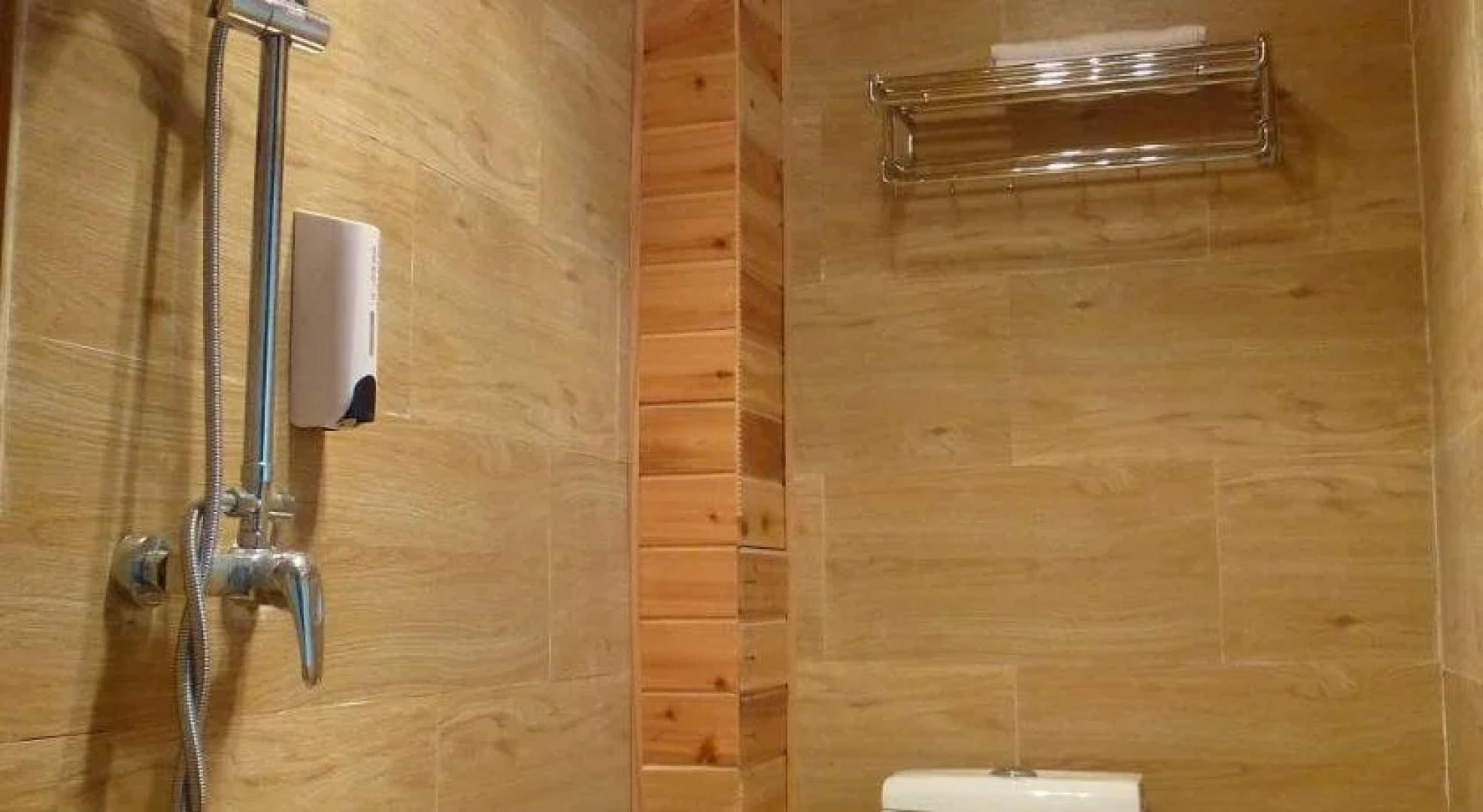 Tourist Courtyard Hotel