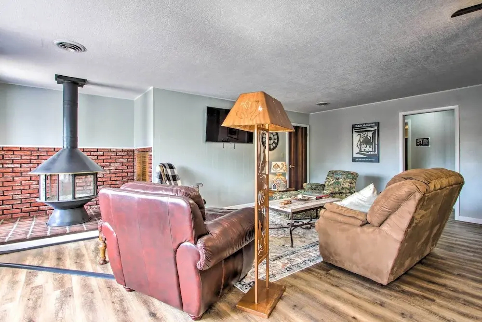 Charming Choteau Apartment: Central Location!