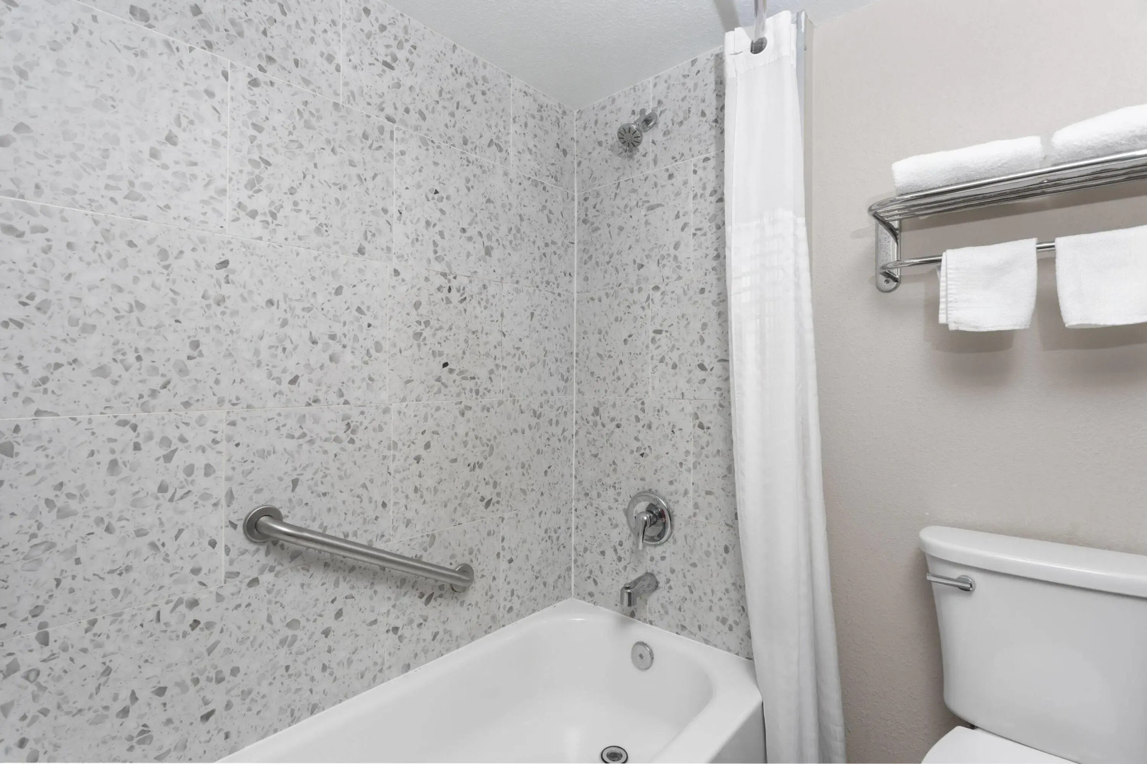 Super 8 by Wyndham Dania/Fort Lauderdale Arpt