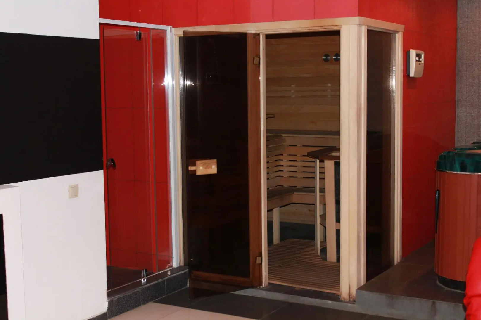 Отель Нивки Плаза