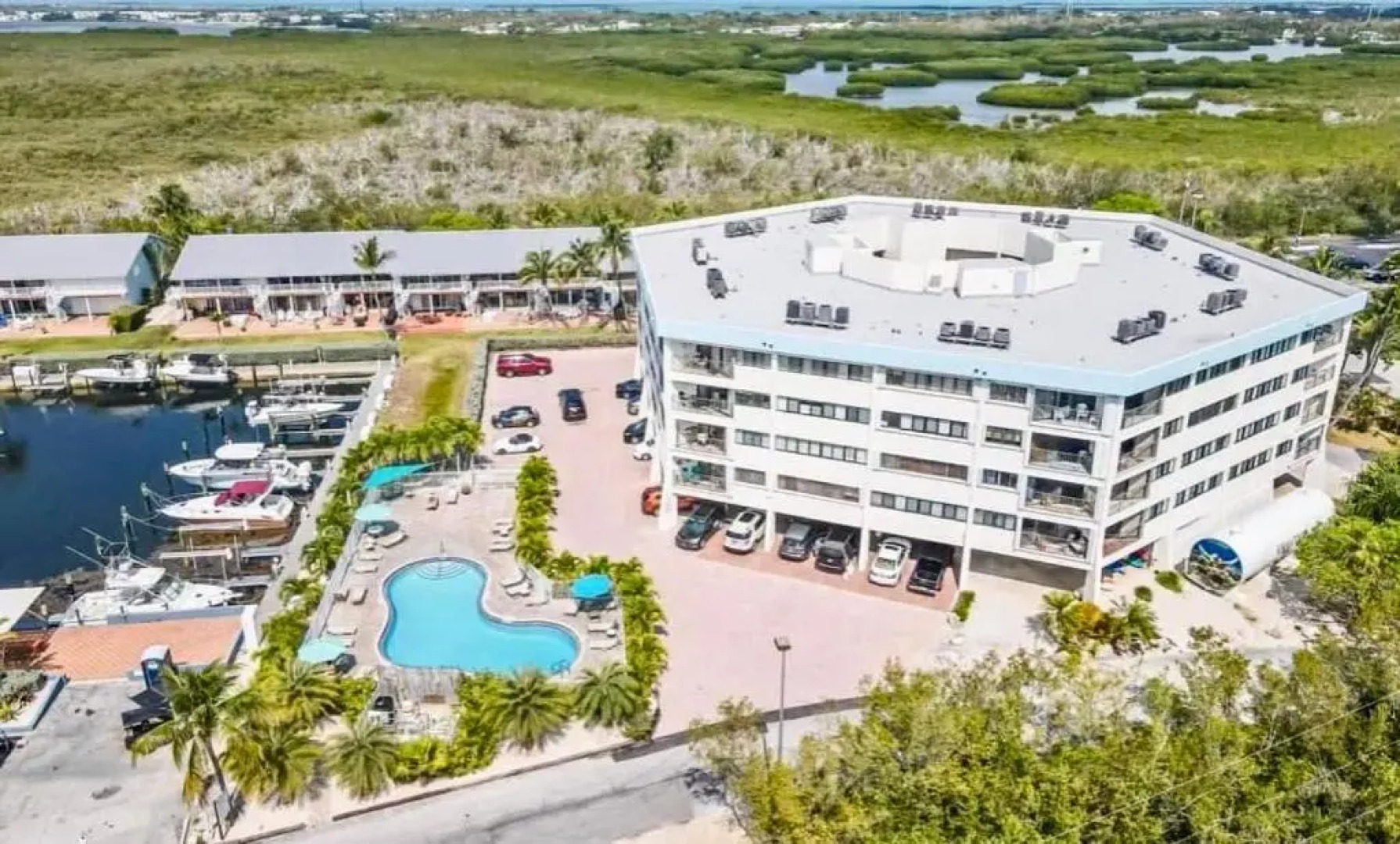 SEA MIST - Oceanfront-Lake-Kayak-Paddleboard-Bike