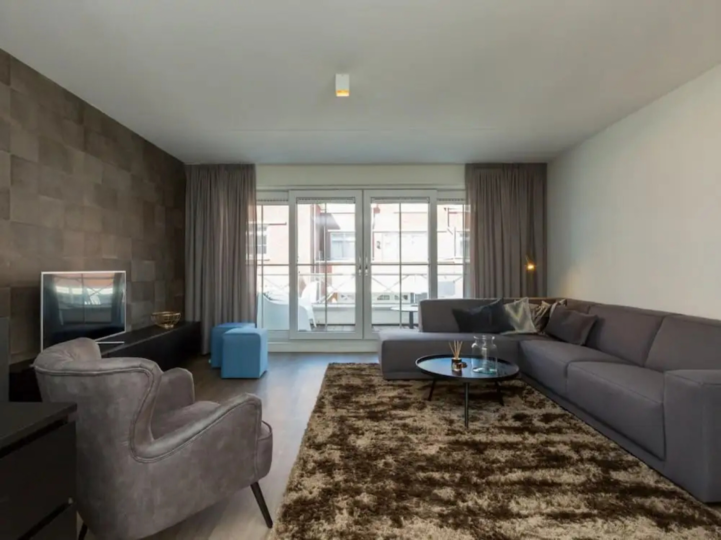 Apartment Near South Beach With Sauna