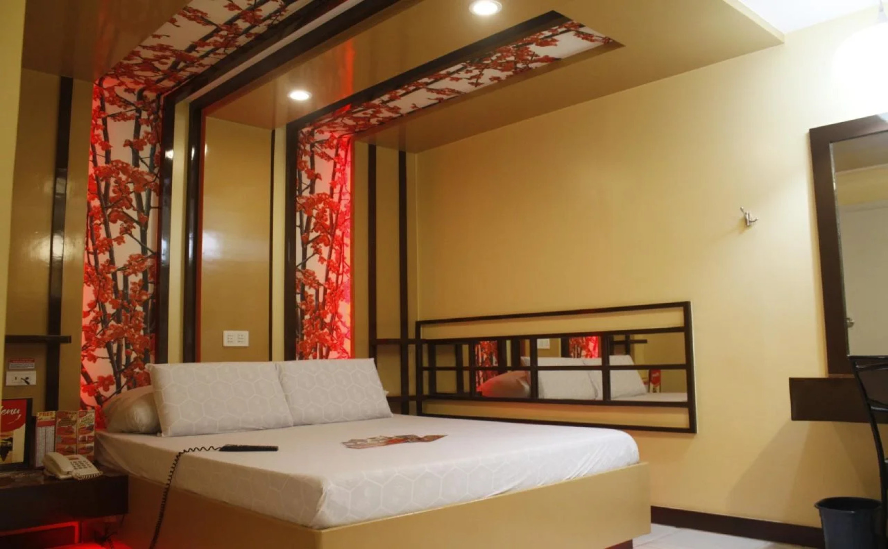 Hotel Sogo LRT Monumento Station