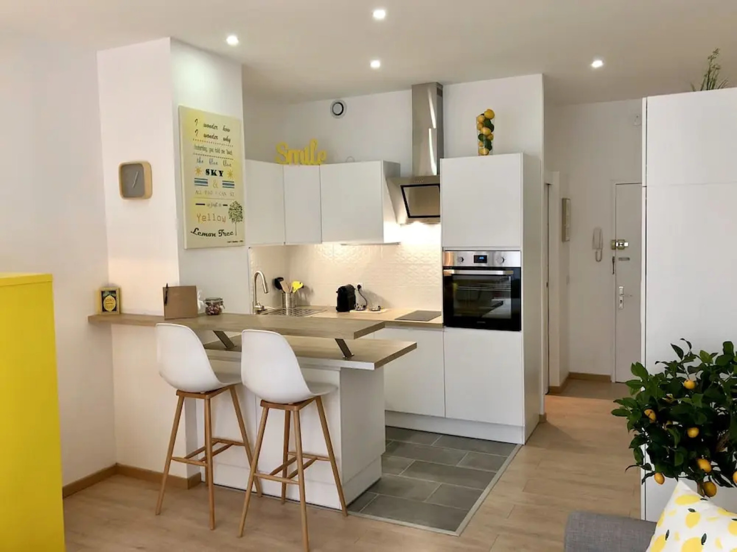 Yellow Lemon Tree - Appartement Centre Gares